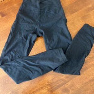 Lululemon black leggings